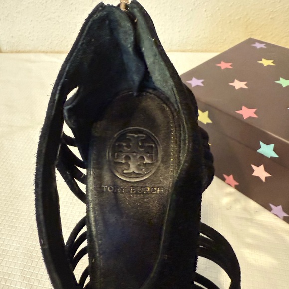 Tory Burch Black Heels Strappy Design ALL LEATHER Good Condition Offers Welcome - Picture 6 of 16
